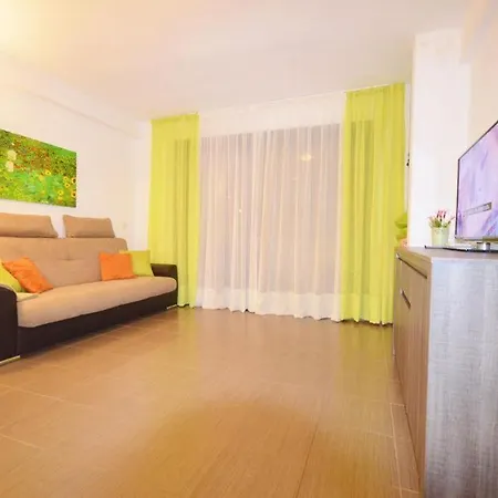 Apartamento Parque Royal *