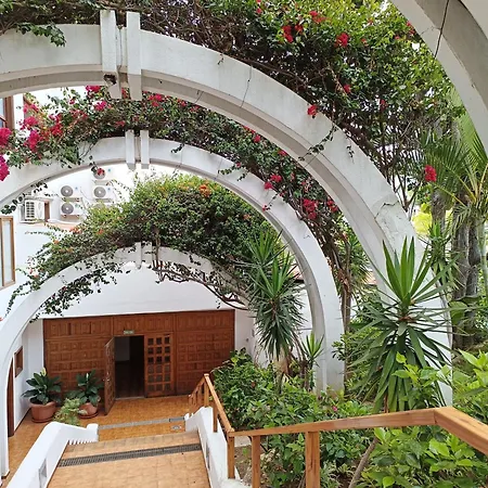 Parque Royal 公寓 阿德耶